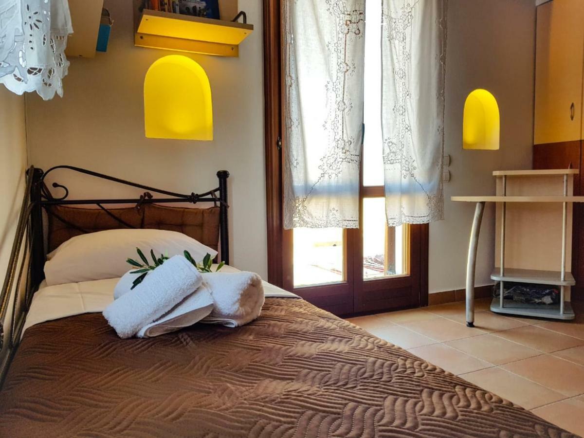 Sunshine House For 9, Cozy Set Up,Verandas, Sea View. カルテラドス エクステリア 写真